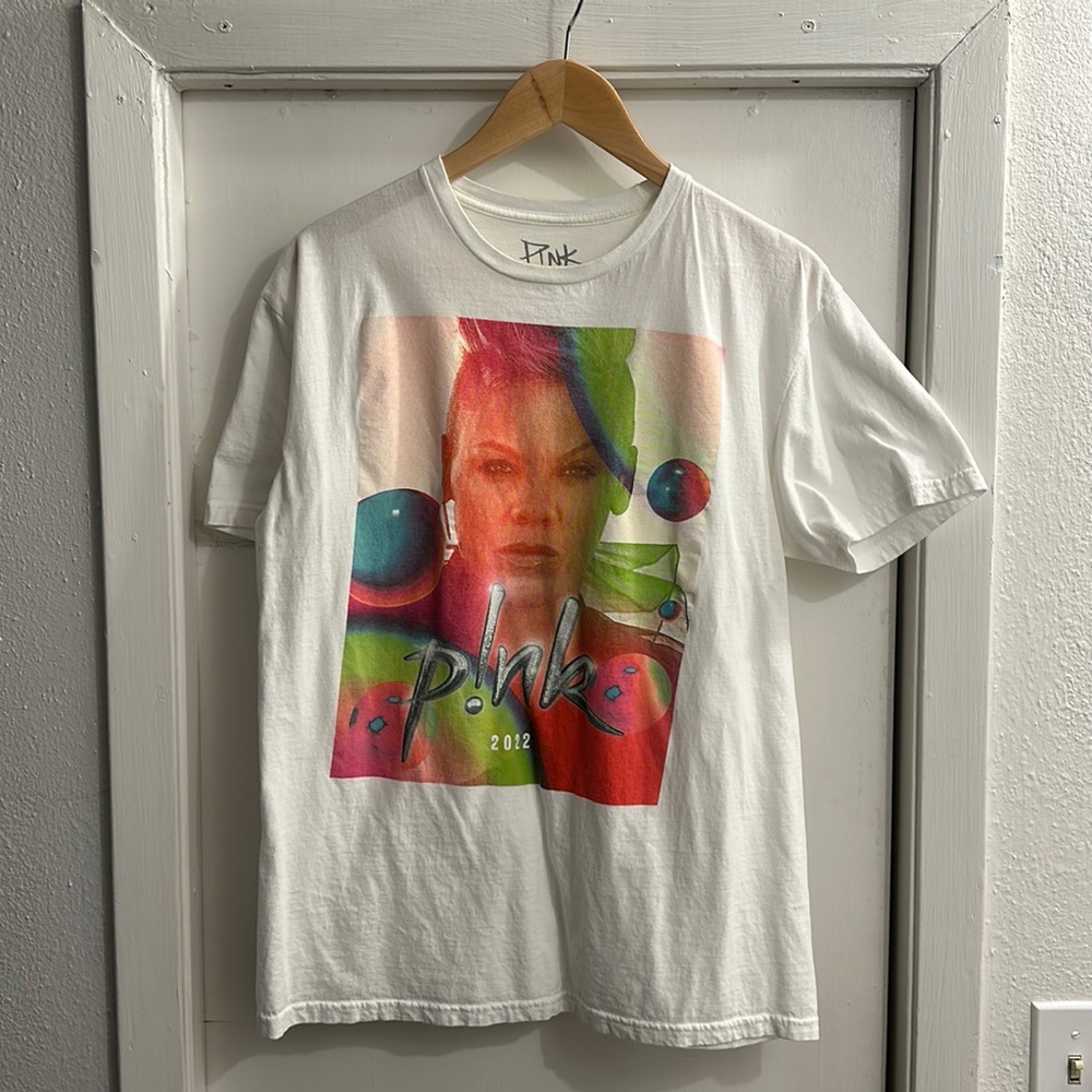 P!nk 2022 Concert tee - Large